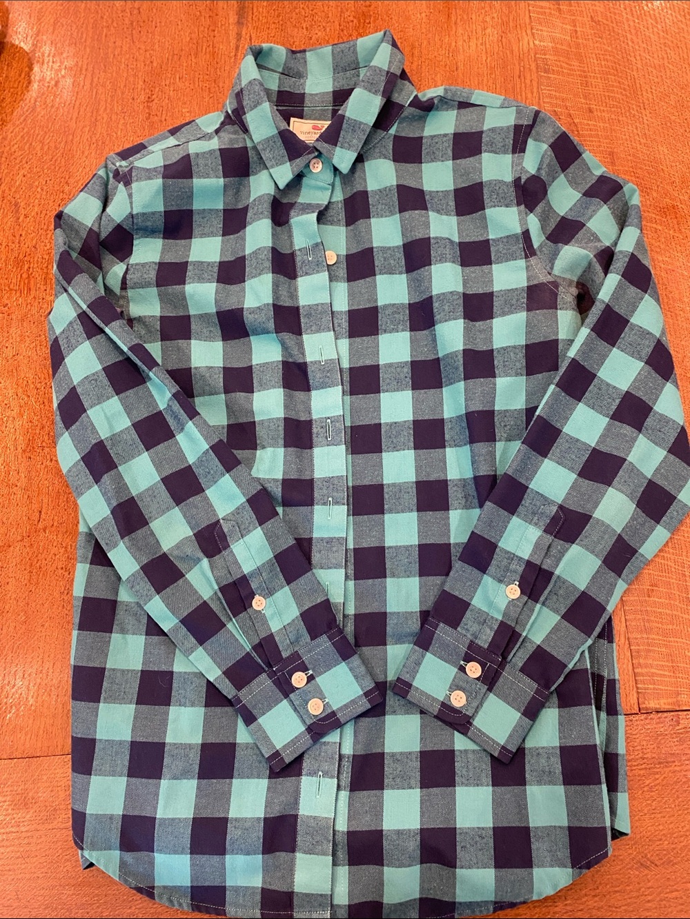 Women’s Vineyard Vines size 4 Teal and Navy Plaid Button-Down Shirt